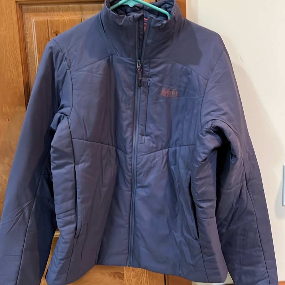REI primaloft jacket. EUC!!